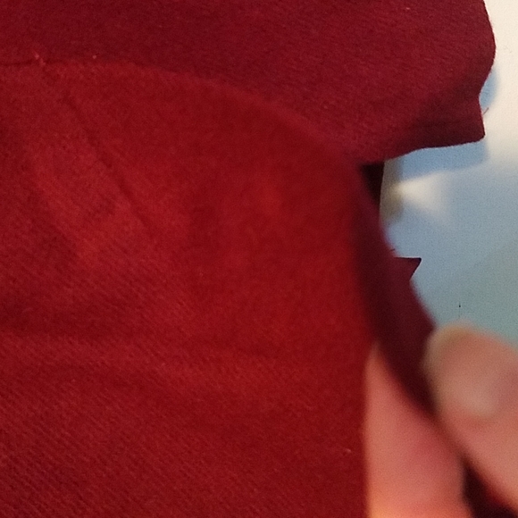 Like new wine color wool skirt - Picture 4 of 7